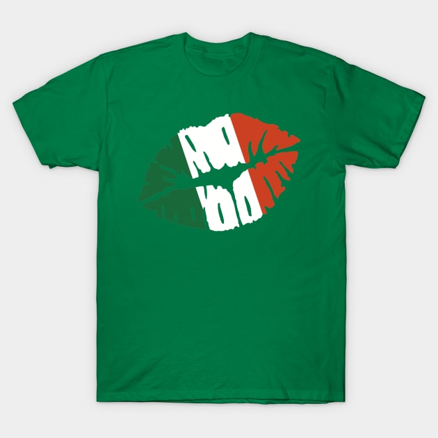 Ireland flag kiss T-Shirt by Designzz